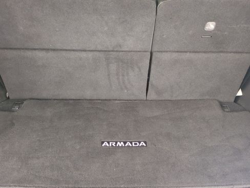 Used 2022 Nissan Armada SL w/ Captain's Chairs Package image 36