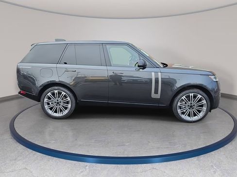 New 2026 Land Rover Range Rover SE AWD/4WD image 4