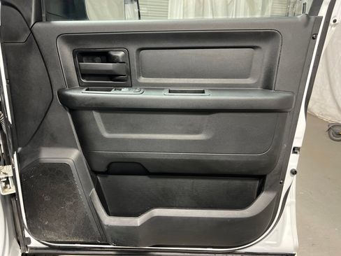 Used 2022 RAM 2500 Tradesman AWD/4WD image 9