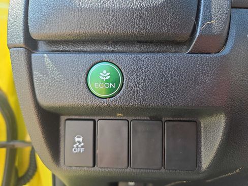 Used 2016 Honda Fit EX image 23