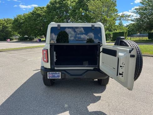 Used 2025 Ford Bronco Outer Banks AWD/4WD image 29