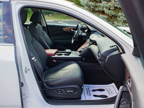 Used 2021 Acura TLX FWD image 19