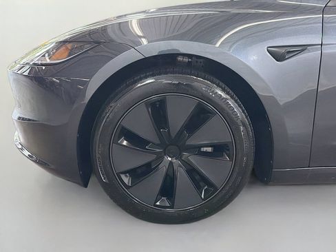 Used 2025 Tesla Model 3 Long Range RWD image 32