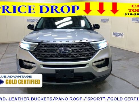 Certified 2022 Ford Explorer XLT w/ Equipment Group 202A image 9
