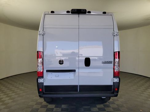 Used 2025 RAM ProMaster 2500 w/ Convenience Group FWD image 5