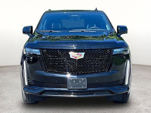 Used 2023 Cadillac Escalade Sport Platinum AWD/4WD image 4