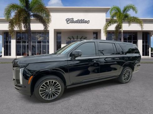 Certified 2025 Cadillac Escalade ESV Sport Platinum AWD/4WD image 7