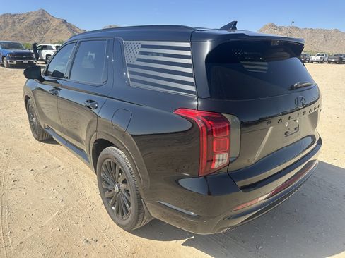 Used 2025 Hyundai Palisade Calligraphy AWD/4WD image 3