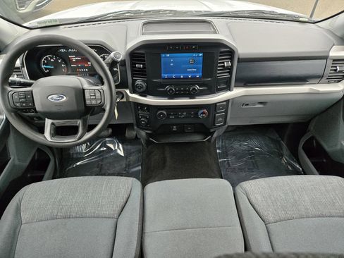 Used 2021 Ford F150 XLT w/ Trailer Tow Package image 12