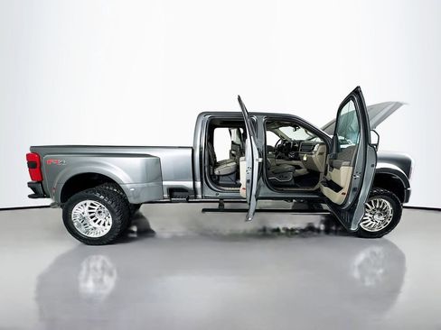 Used 2026 Ford F450 Platinum w/ Platinum Plus Package AWD/4WD image 41