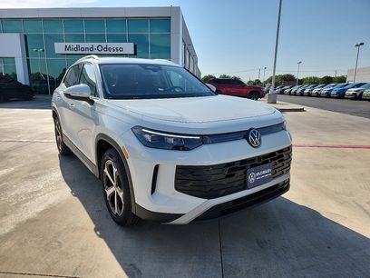 New 2025 Volkswagen Tiguan SE