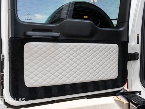 Used 2023 Mercedes-Benz G 63 AMG 4MATIC image 32