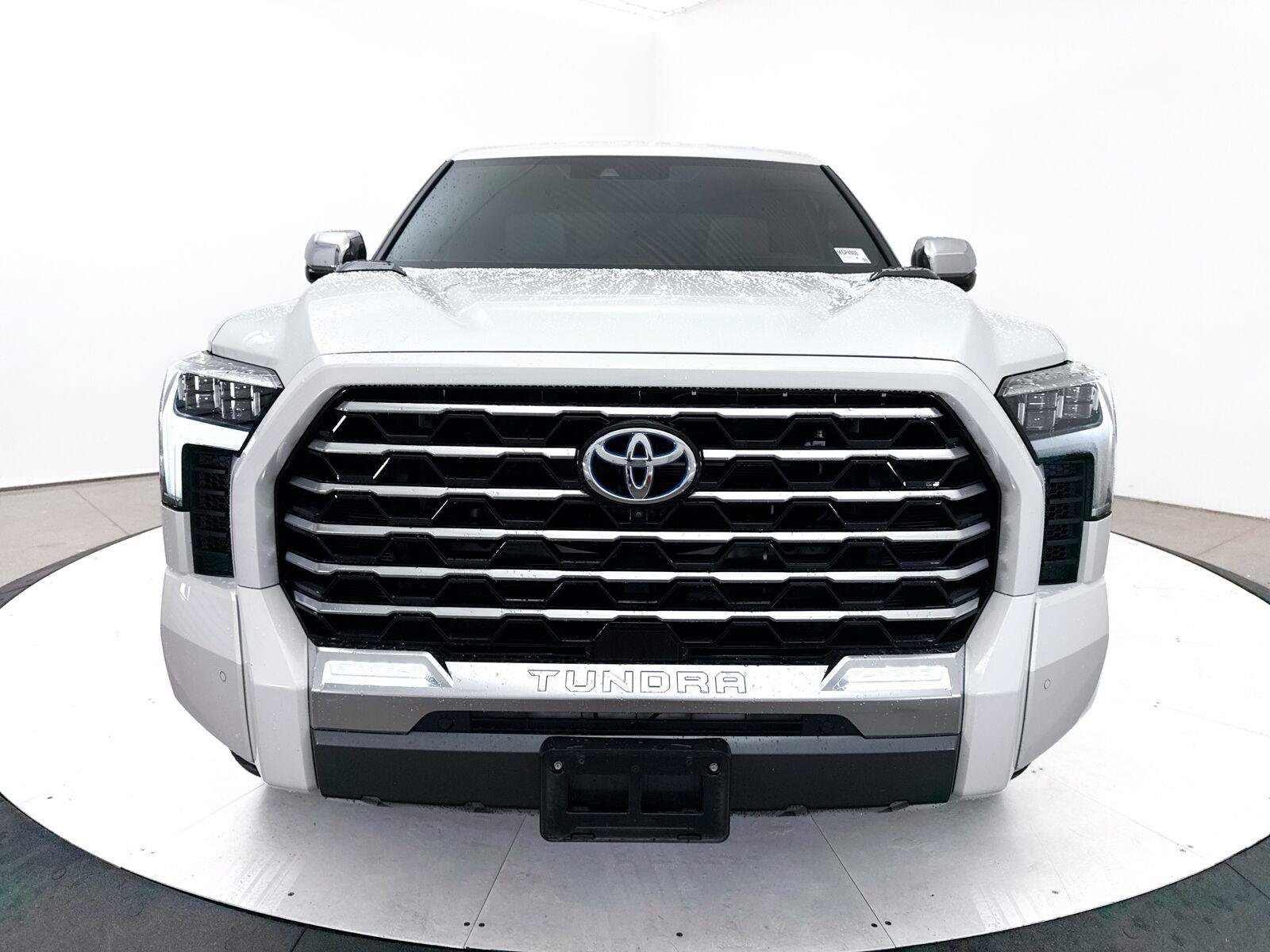 Used 2024 Toyota Tundra Capstone AWD/4WD image 14