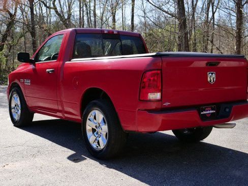 Used 2018 RAM 1500 Express image 11