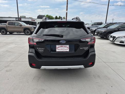 Used 2023 Subaru Outback Limited XT AWD/4WD image 7