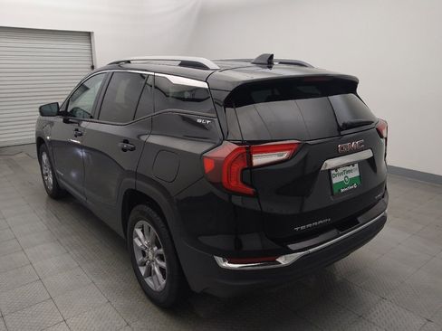 Used 2024 GMC Terrain SLT AWD/4WD image 5