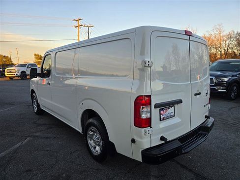Used 2021 Nissan NV 2500 SV w/ Navigation Package image 6