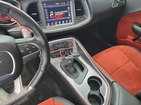 Used 2017 Dodge Challenger SRT Hellcat RWD image 24