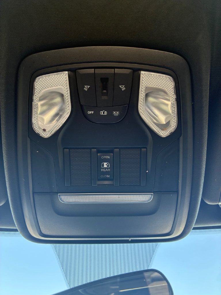 Used 2019 RAM 1500 Rebel AWD/4WD image 31