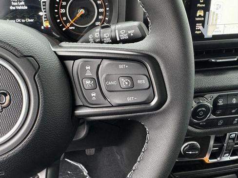 New 2025 Jeep Wrangler Sport S image 21