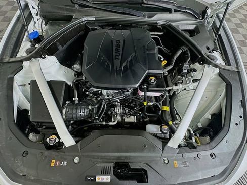 Certified 2025 Genesis G70 2.5T image 31