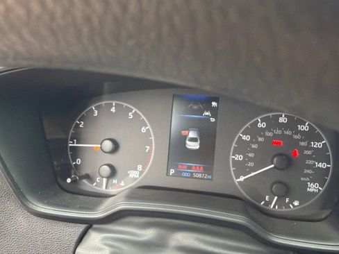 Used 2025 Toyota Corolla LE FWD image 7