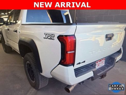 Used 2024 Toyota Tacoma TRD Off-Road image 8