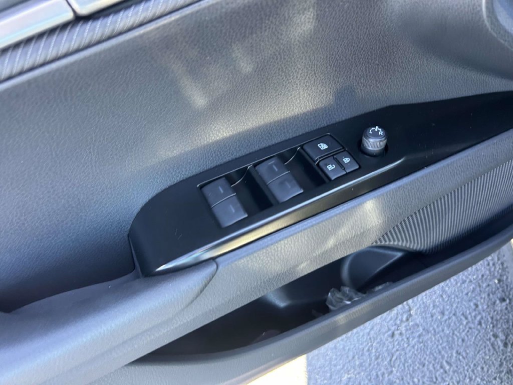 New 2026 Toyota Camry SE FWD image 17