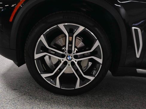 Used 2023 BMW X5 sDrive40i w/ Premium Package RWD image 5