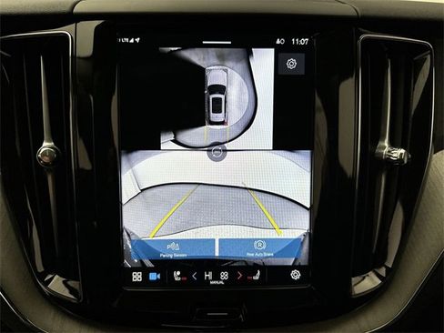 Certified 2025 Volvo XC60 B5 Plus image 16