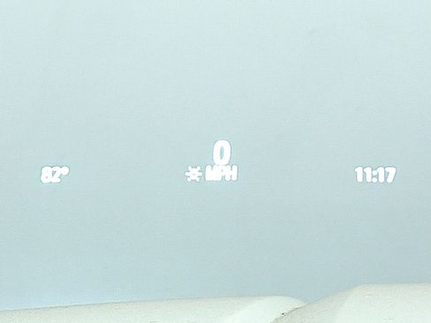 Used 2025 Ford F150 Platinum w/ FX4 Off-Road Package image 5