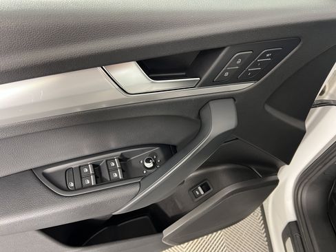 Used 2018 Audi Q5 Premium Plus w/ Premium Plus Package image 18