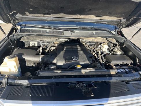 Used 2015 Toyota Tundra Limited w/ TRD Off Road Package image 22