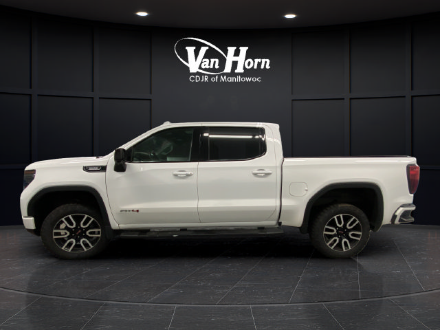 Used 2022 GMC Sierra 1500 AT4 w/ AT4 Preferred Package AWD/4WD image 4
