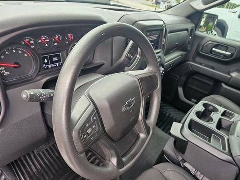 Used 2025 Chevrolet Silverado 1500 Custom Trail Boss AWD/4WD image 19