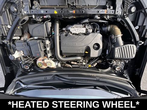 Used 2023 GMC Terrain SLT image 12