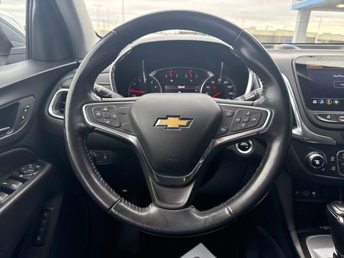 Used 2019 Chevrolet Equinox Premier image 17