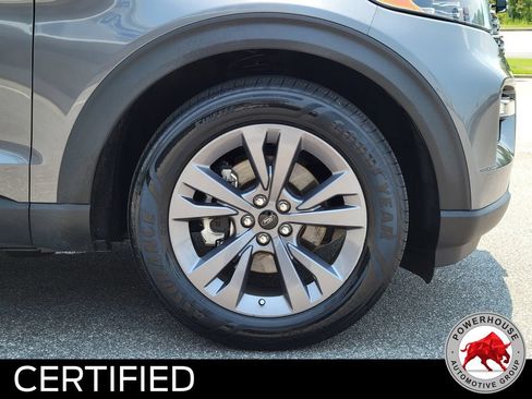 Certified 2022 Ford Explorer XLT w/ Equipment Group 202A RWD image 11