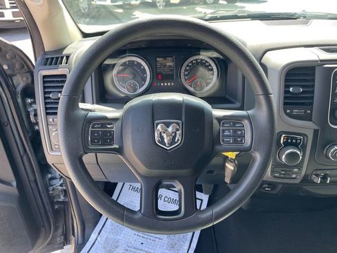 Used 2018 RAM 1500 Express AWD/4WD image 18