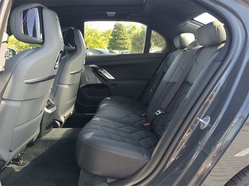 Certified 2026 BMW 740i xDrive image 15