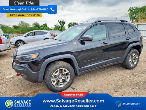 Used 2019 Jeep Cherokee Trailhawk w/ Comfort/Convenience Group AWD/4WD image 1