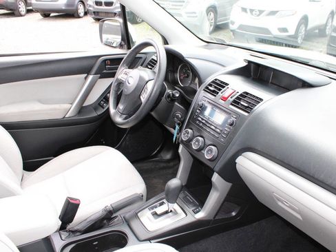 Used 2015 Subaru Forester 2.5i Premium w/ Popular Package #1 AWD/4WD image 12