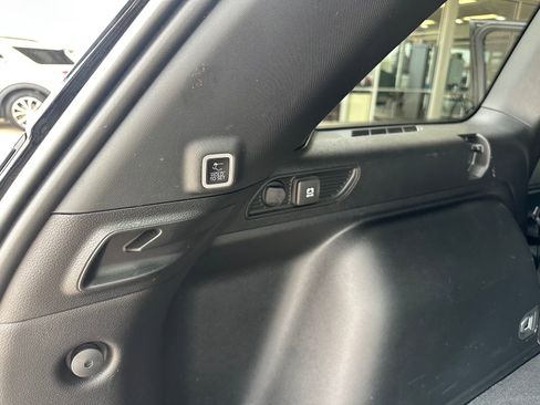 Used 2023 Jeep Grand Cherokee Altitude image 38