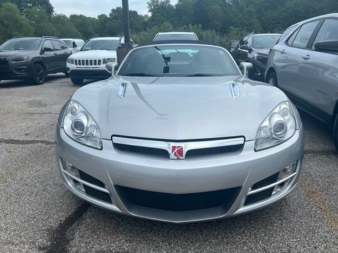 Used 2009 Saturn Sky w/ Premium Trim Package RWD image 4
