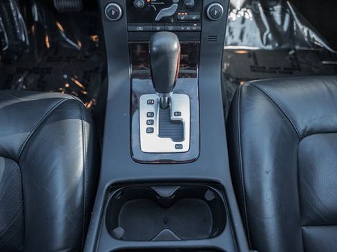 Used 2008 Volvo V70 image 20