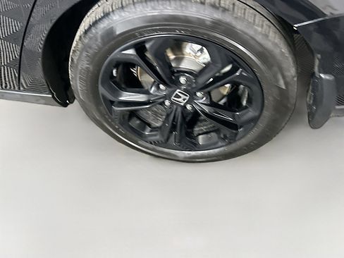 Used 2025 Honda Accord SE image 11