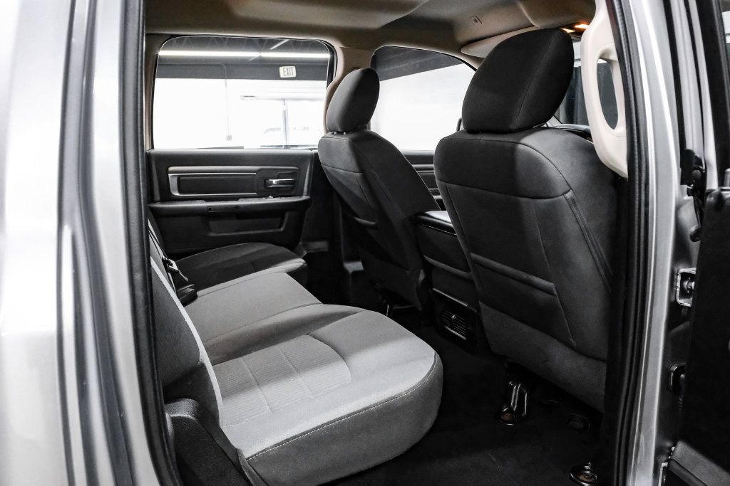 Used 2021 RAM 1500 Classic SLT AWD/4WD image 43