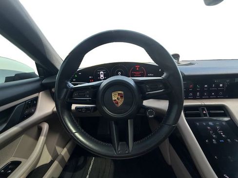 Used 2021 Porsche Taycan RWD image 18
