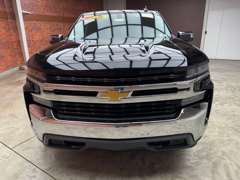 Used 2019 Chevrolet Silverado 1500 LT w/ All-Star Edition image 8