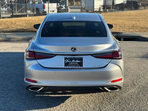 New 2025 Lexus ES 350 w/ Premium Package image 12